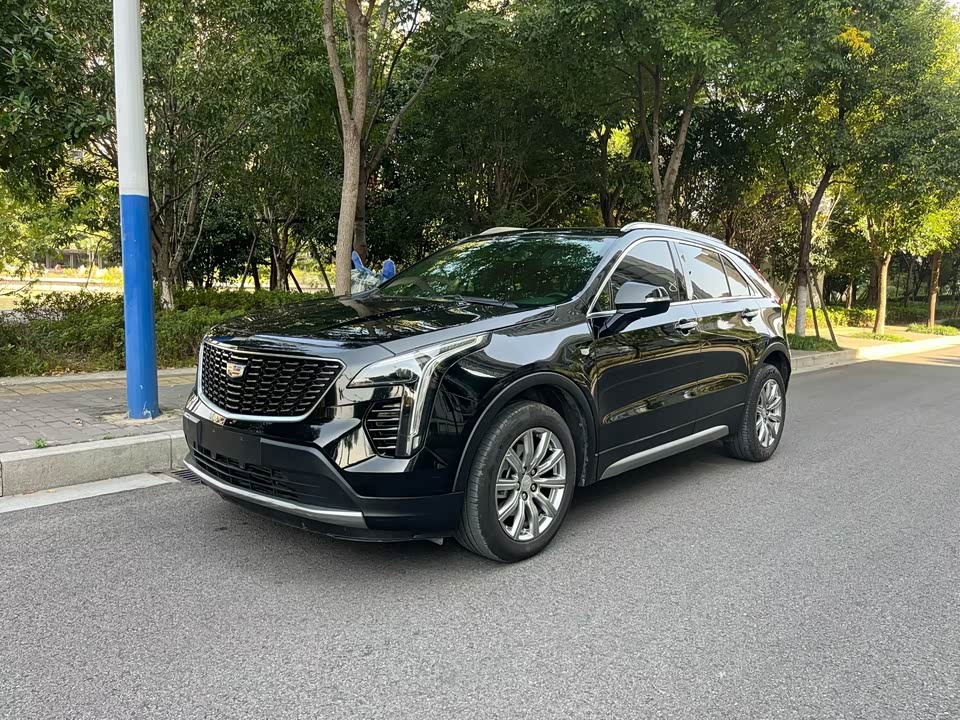 Cadillac XT4