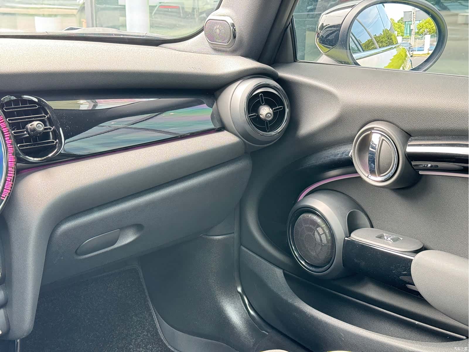 Mini Cooper, 2023 15