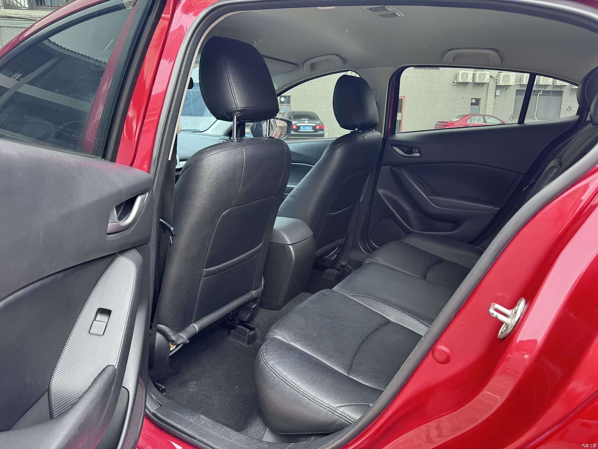 Mazda Mazda3, 2018 8