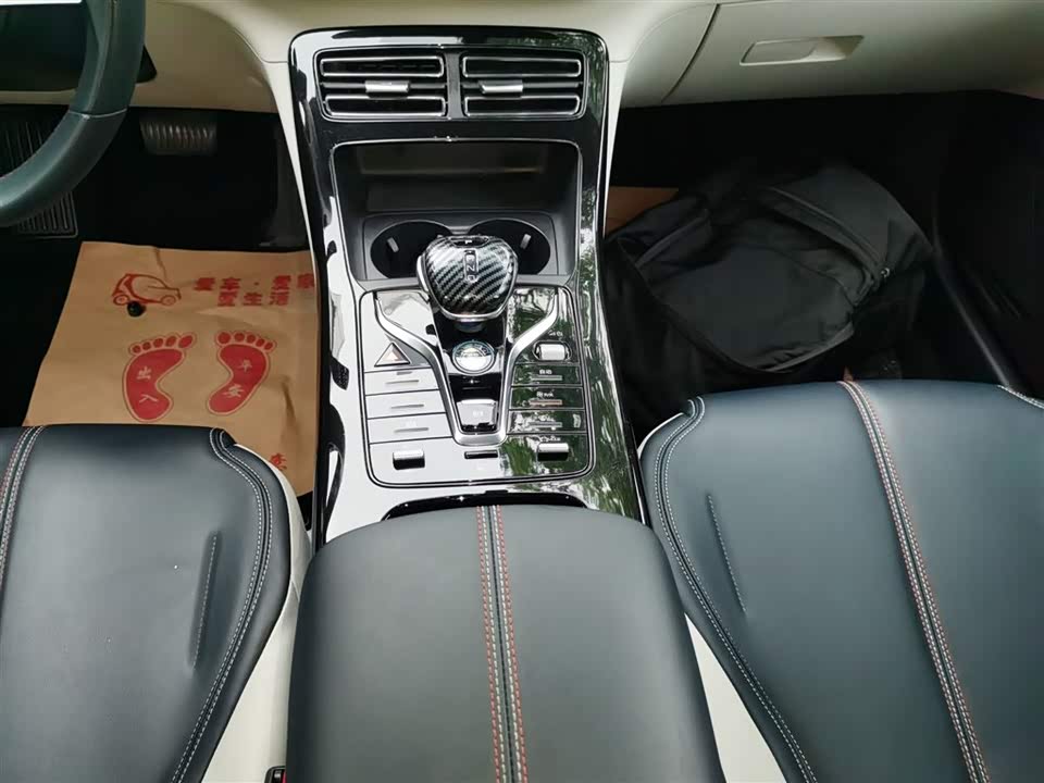 BYD Qin Yuan BYD Qin Yuan