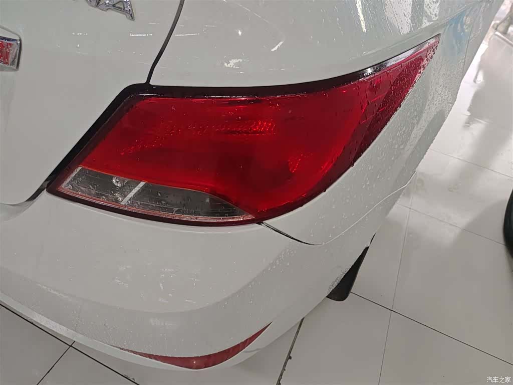 Hyundai GLX, 2014 8