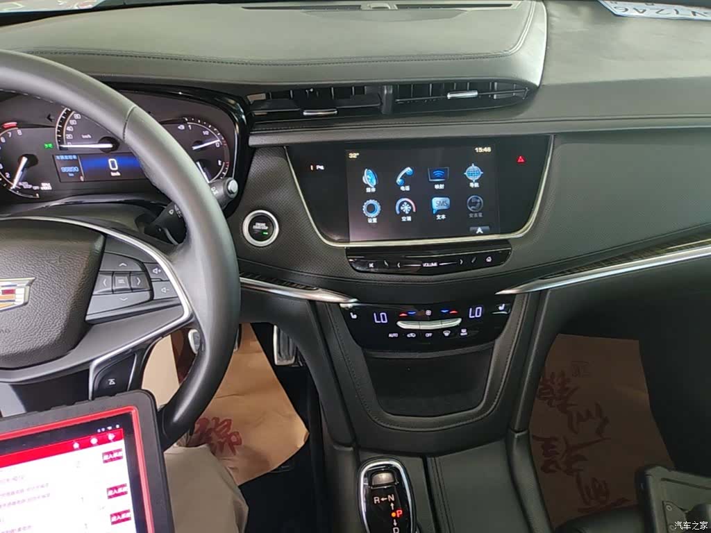 Cadillac XT5, 2016 13