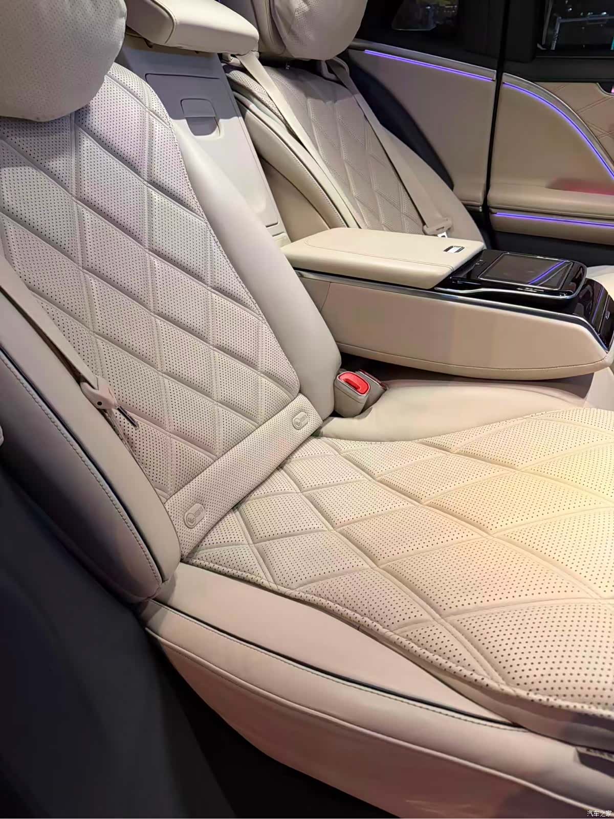 Maybach S-Class, 2022 8