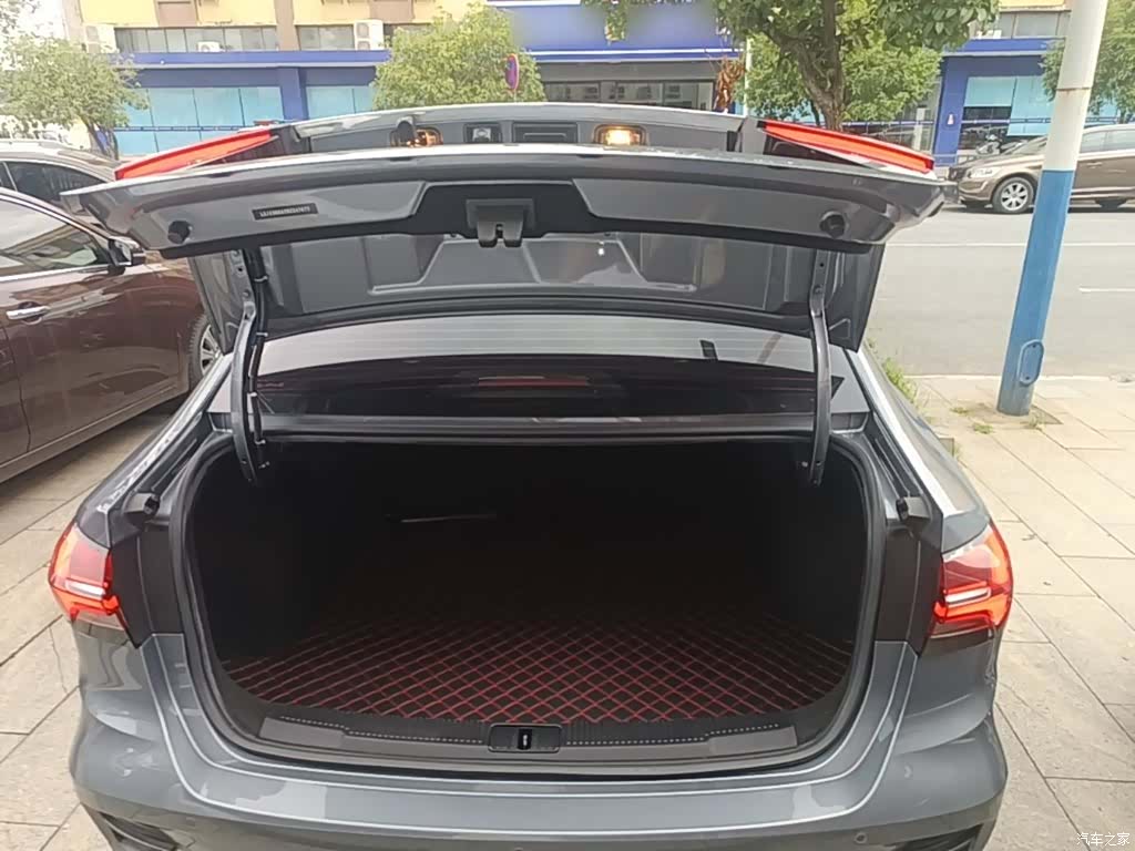 Roewe i5, 2023 19