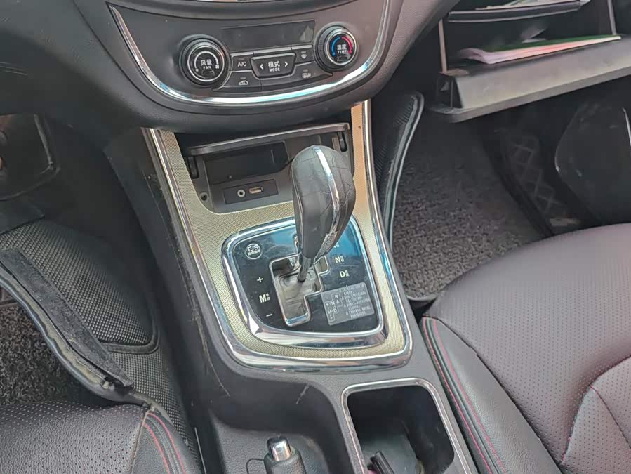 Baojun Baojun 560 2017, фото 16