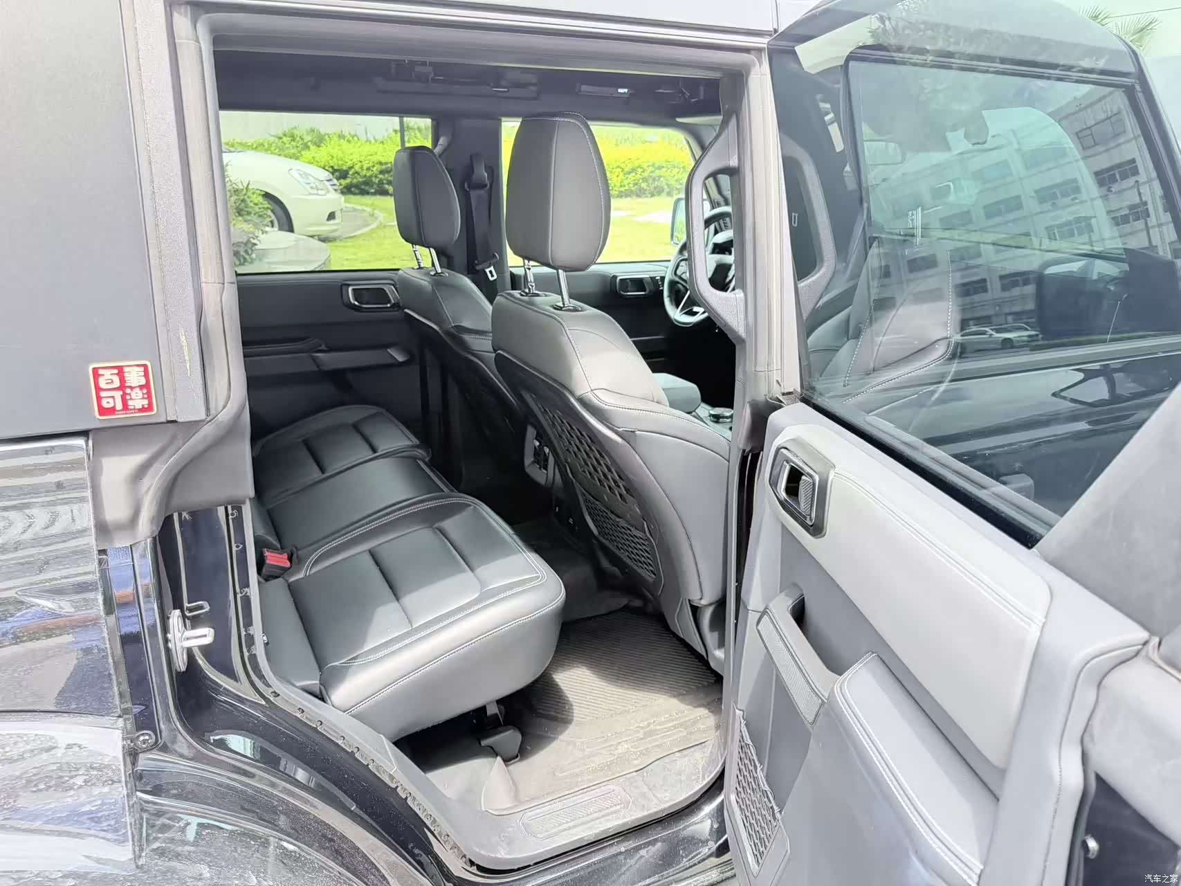 Ford Bronco, 2025 3