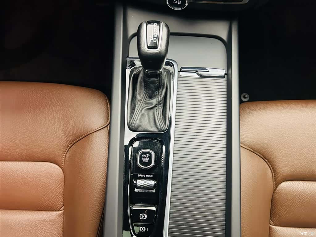 Volvo XC60, 2021 17