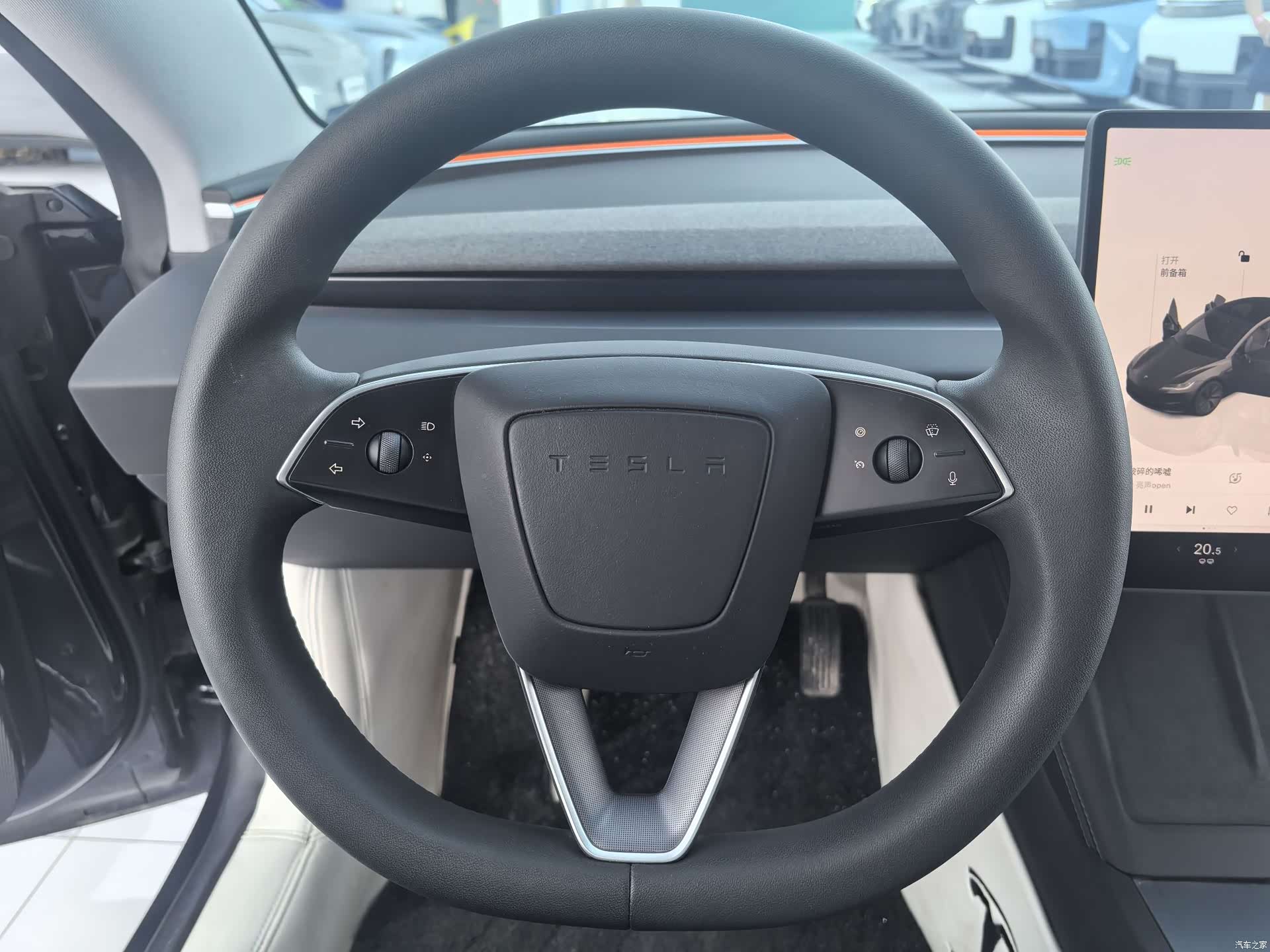 Tesla Model 3, 2024 8