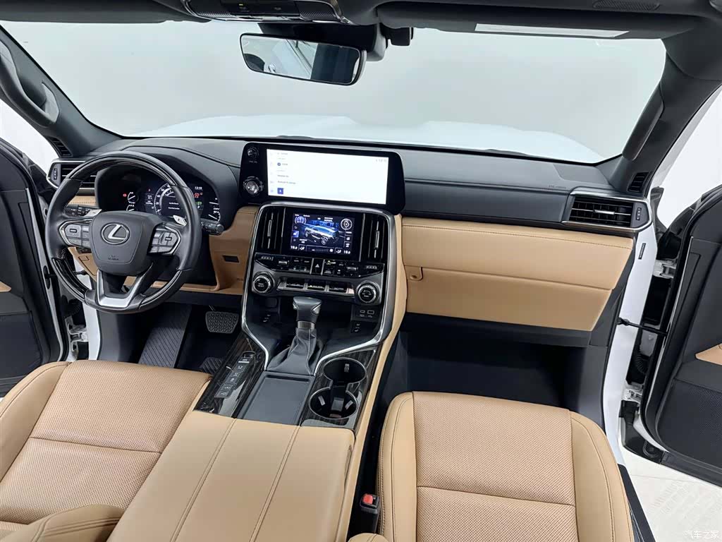 Lexus LX, 2023 14