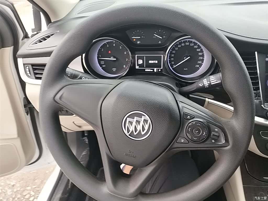 Buick Verano, 2018 11
