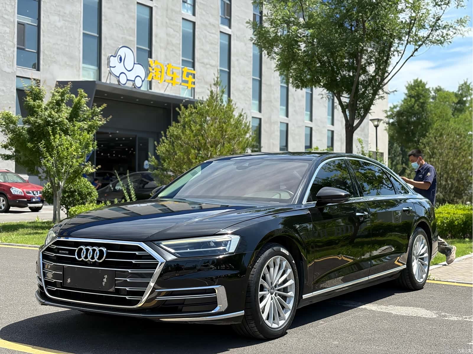 Audi A8L, 2019 1