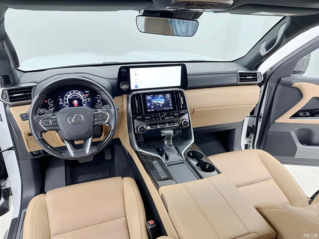 Lexus LX, 2023 13