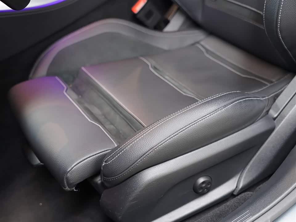Mercedes-Benz AMG GT Mercedes-Benz AMG GT