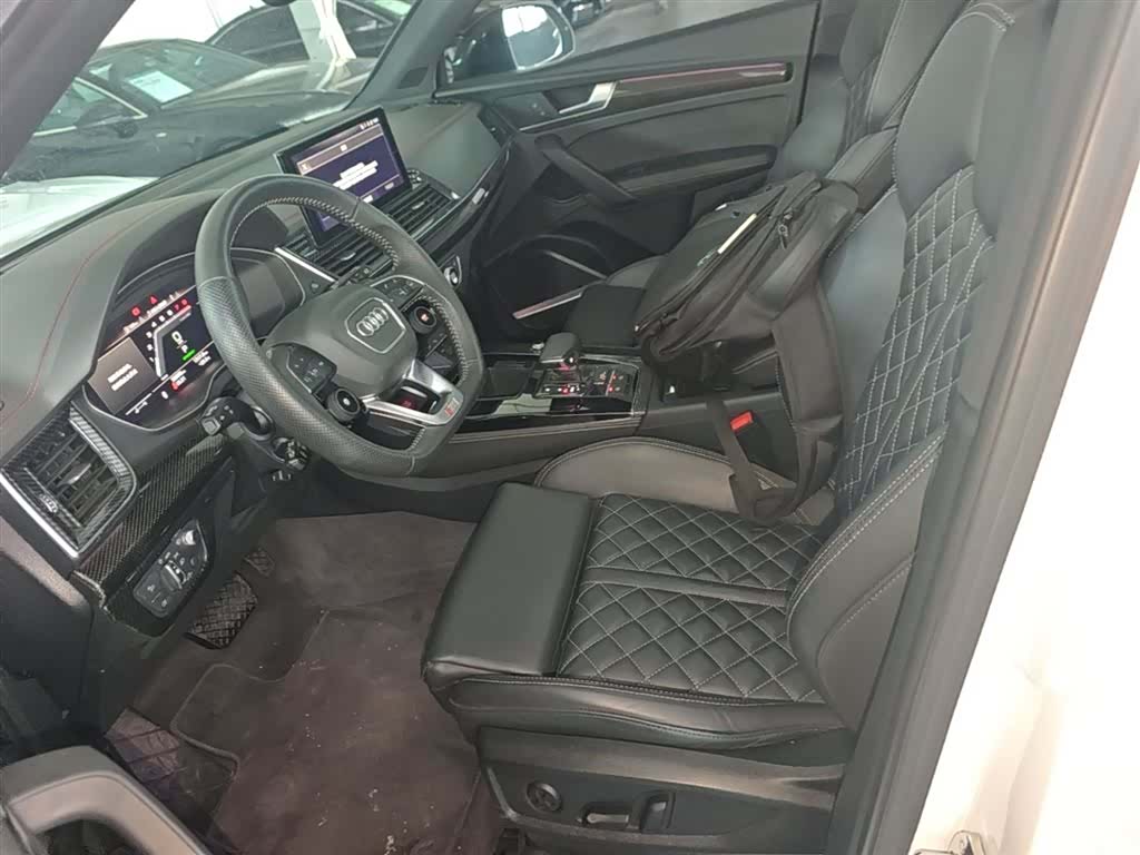 Audi Q5L, 2022 22