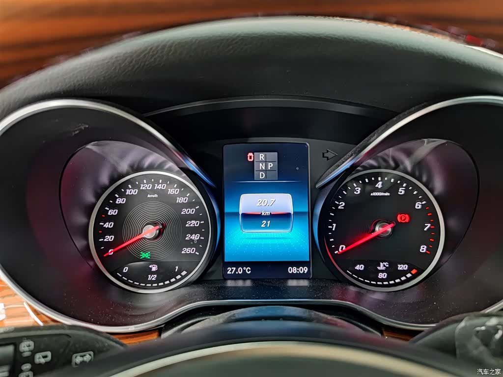 Mercedes-Benz V-Class, 2023 все фото