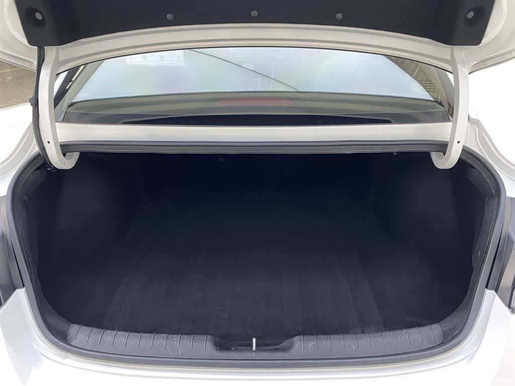 Hyundai Elantra, 2023 14