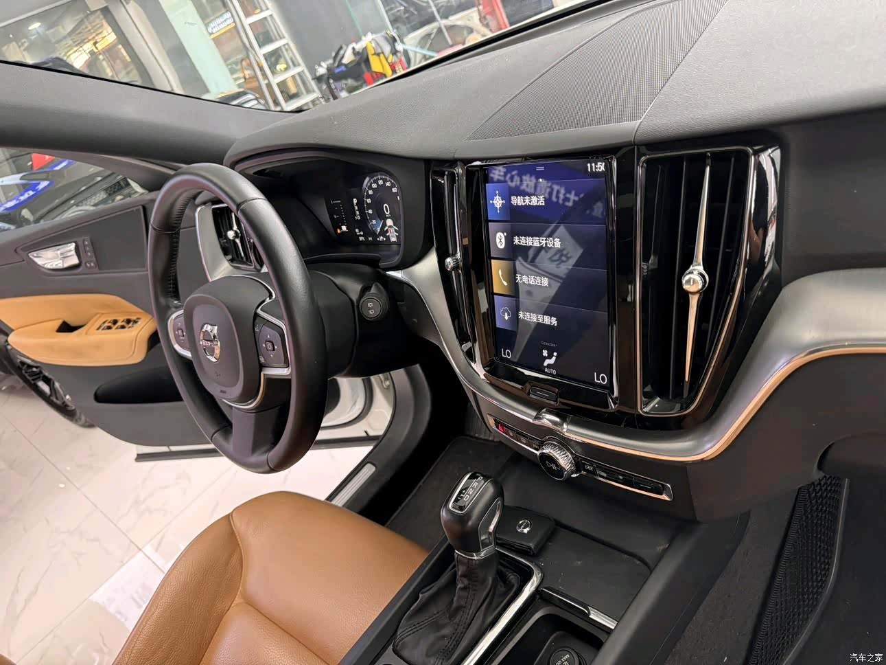 Volvo XC60, 2018 13