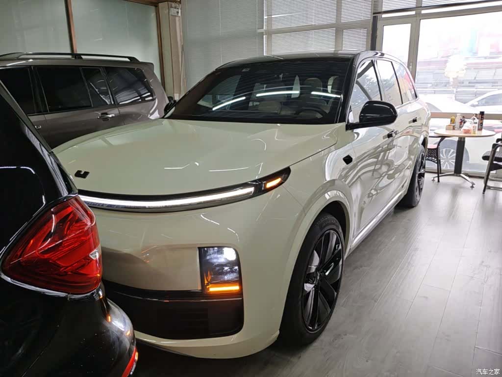 Li Auto L8, 2023 2