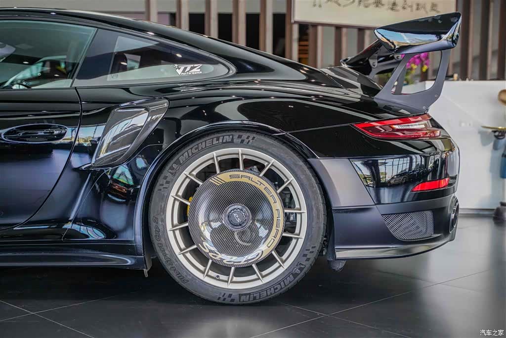 Porsche 911, 2019 18