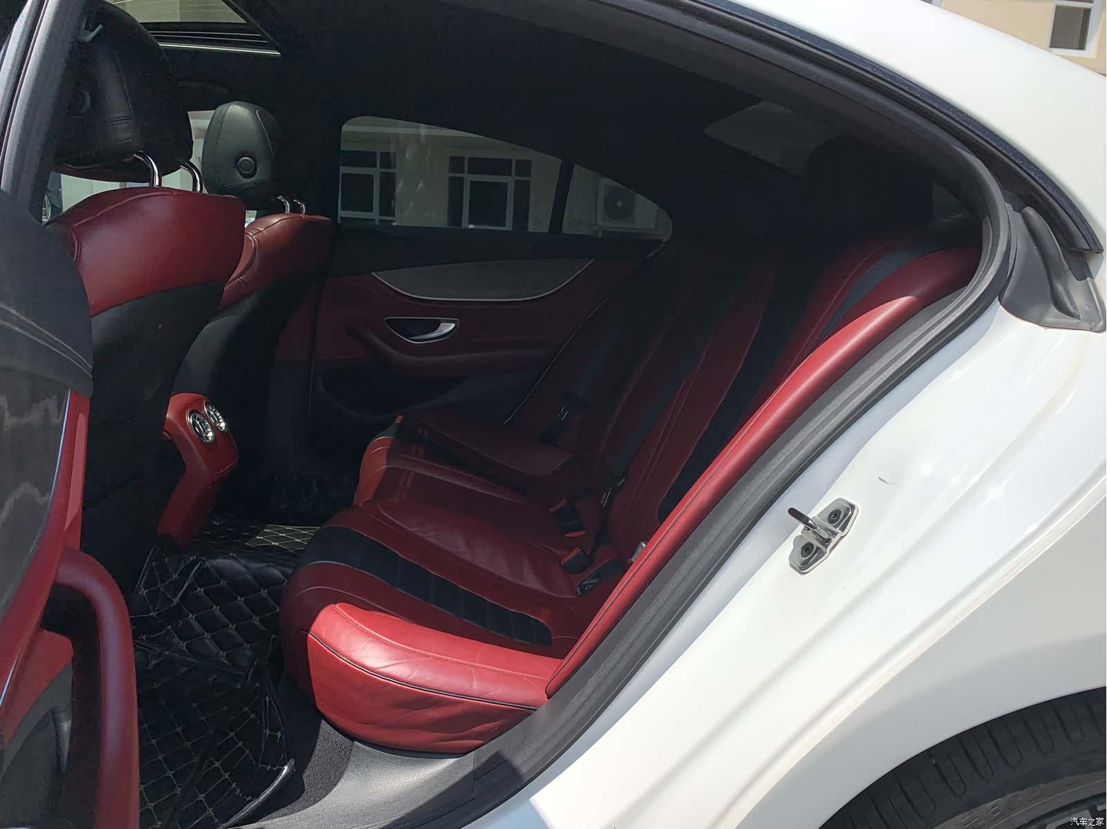 Mercedes-Benz CLS, 2020 15