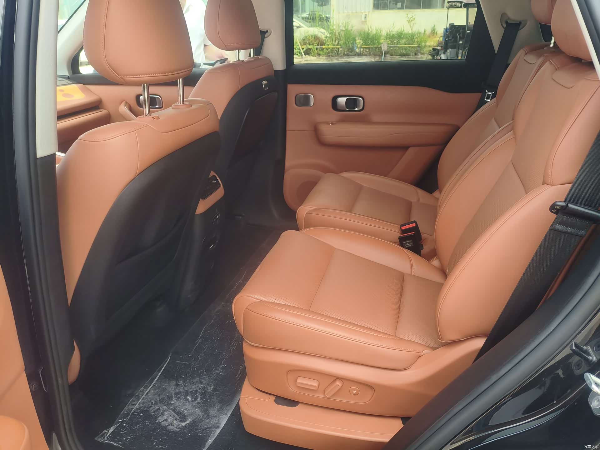 Leapmotor C16, 2025 все фото