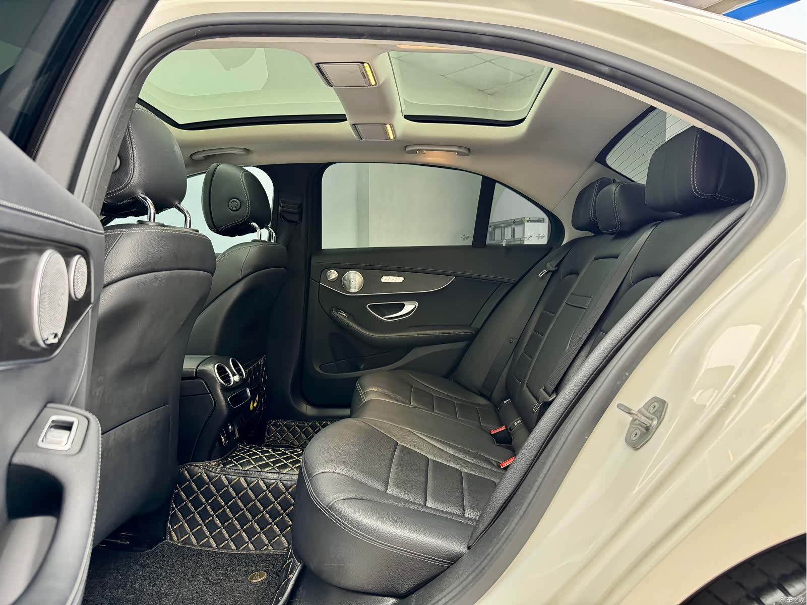 Mercedes-Benz C-Class, 2021 10