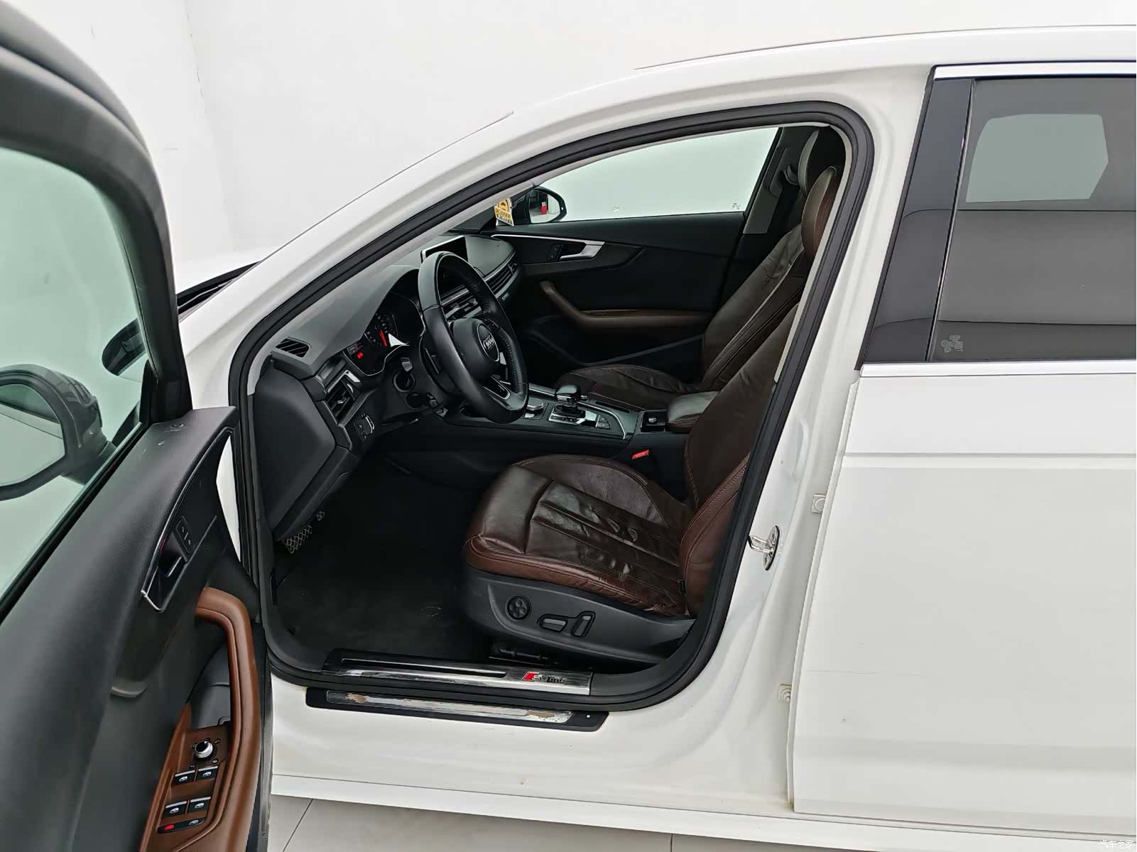 Audi A4L, 2017 7