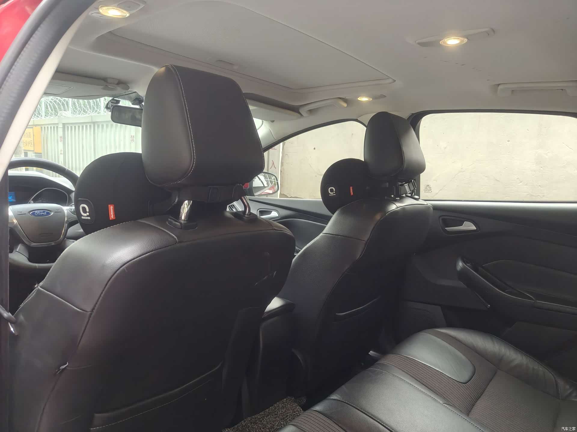 Ford Focus, 2014 10