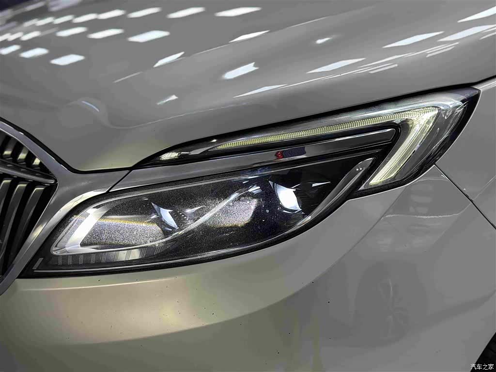 Buick GL8, 2017 7