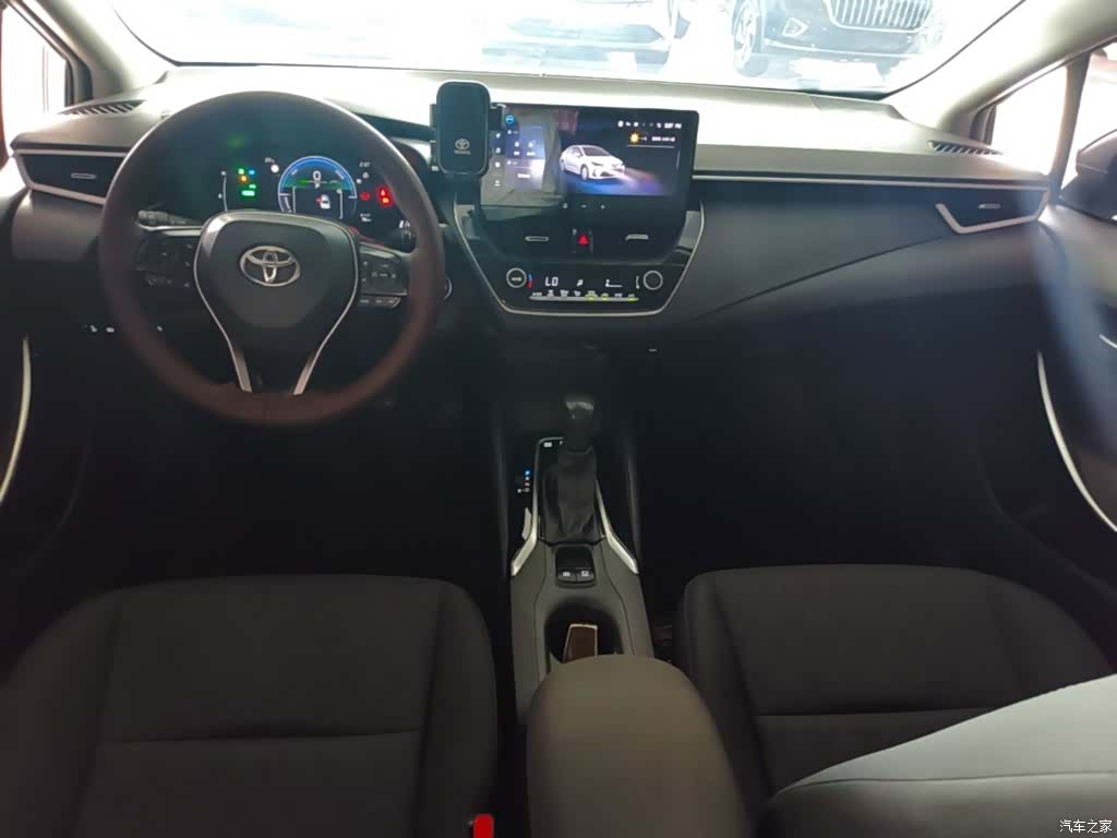 Toyota Corolla, 2024 10