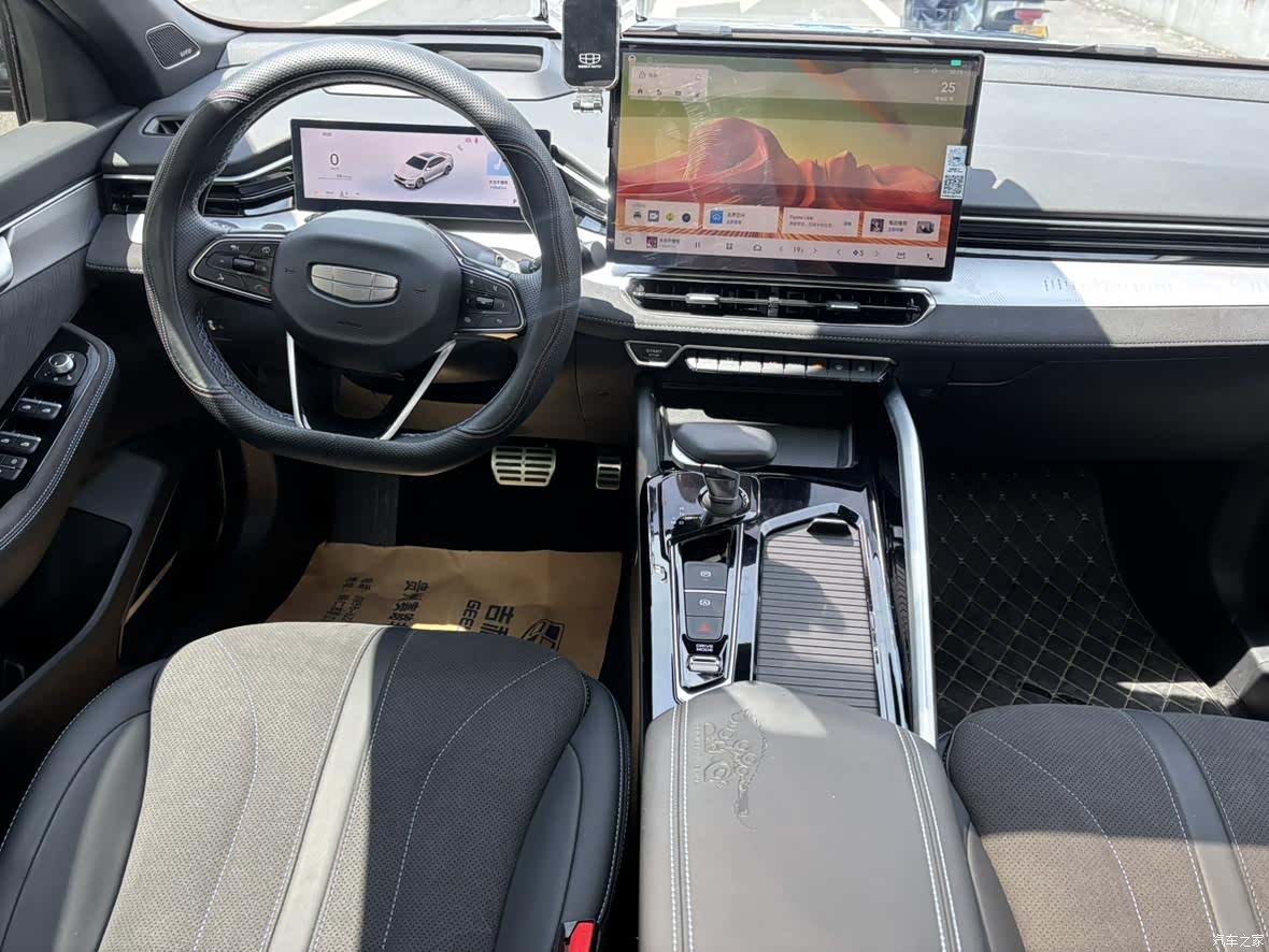 Geely Preface, 2025 8