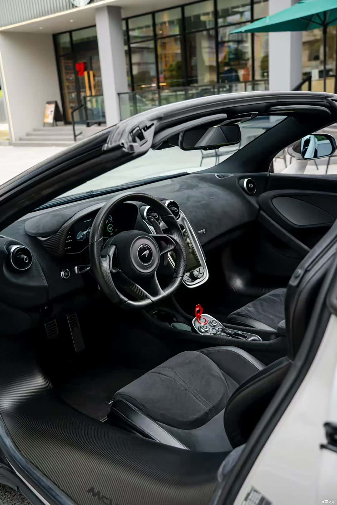 McLaren 600LT, 2020 7