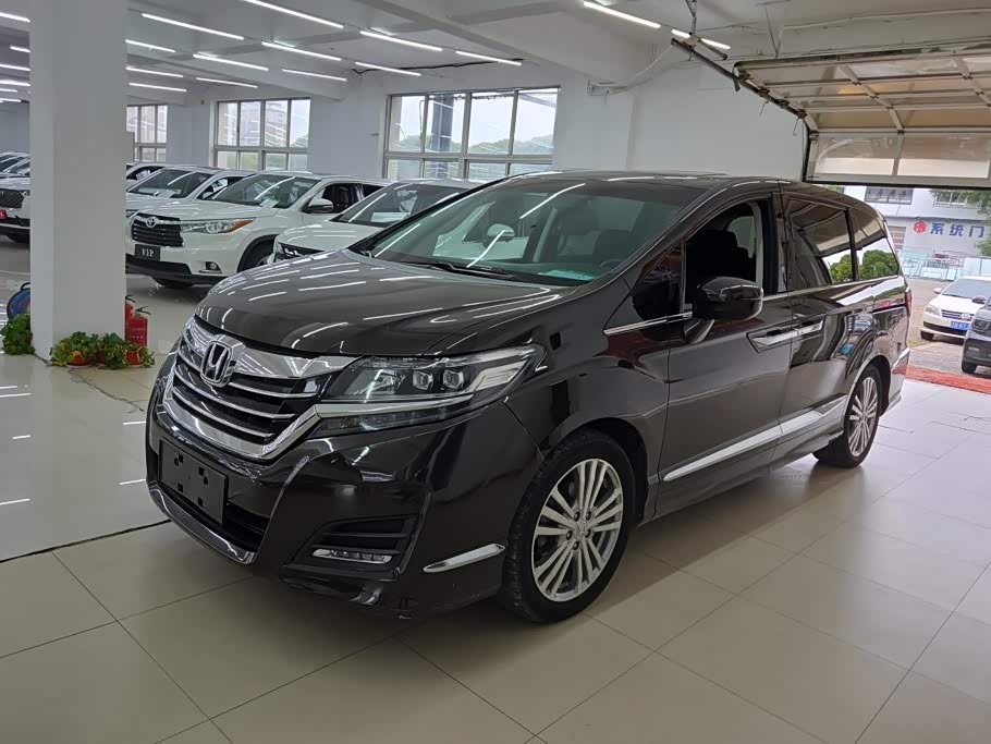 Honda Elysion 2016 2.4L