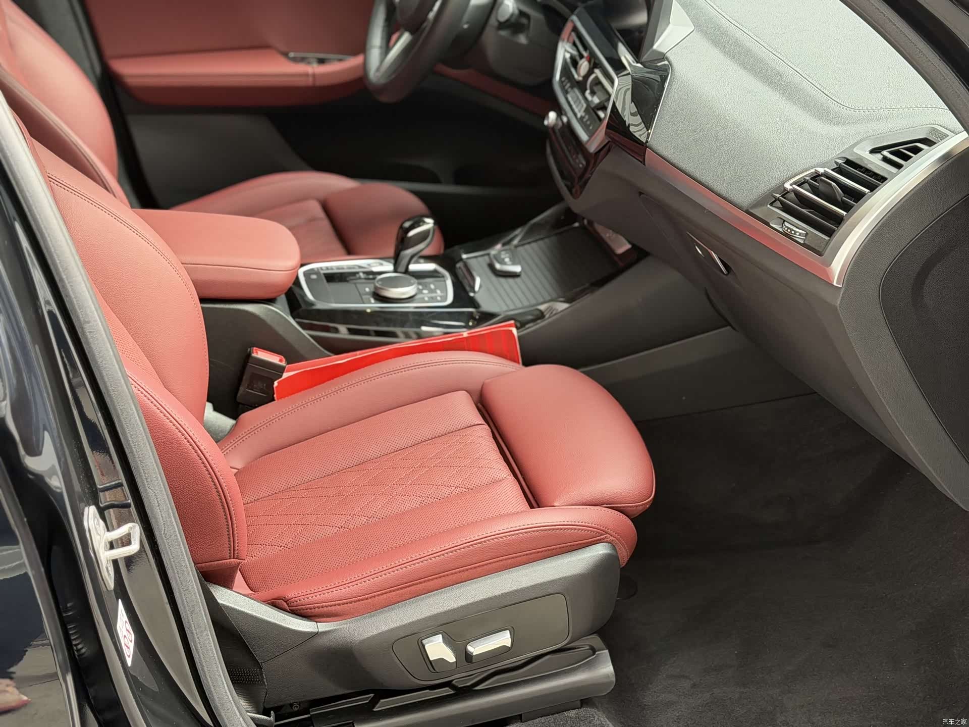 BMW X3, 2022 11