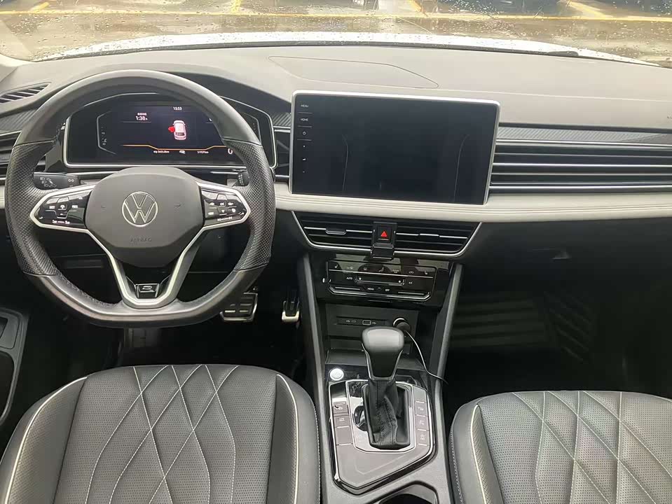 Volkswagen Tiguan L Volkswagen Tiguan L