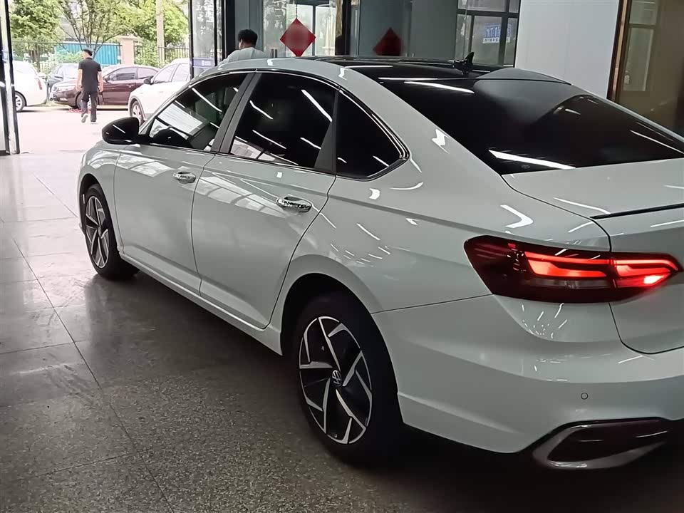 Volkswagen Lavida