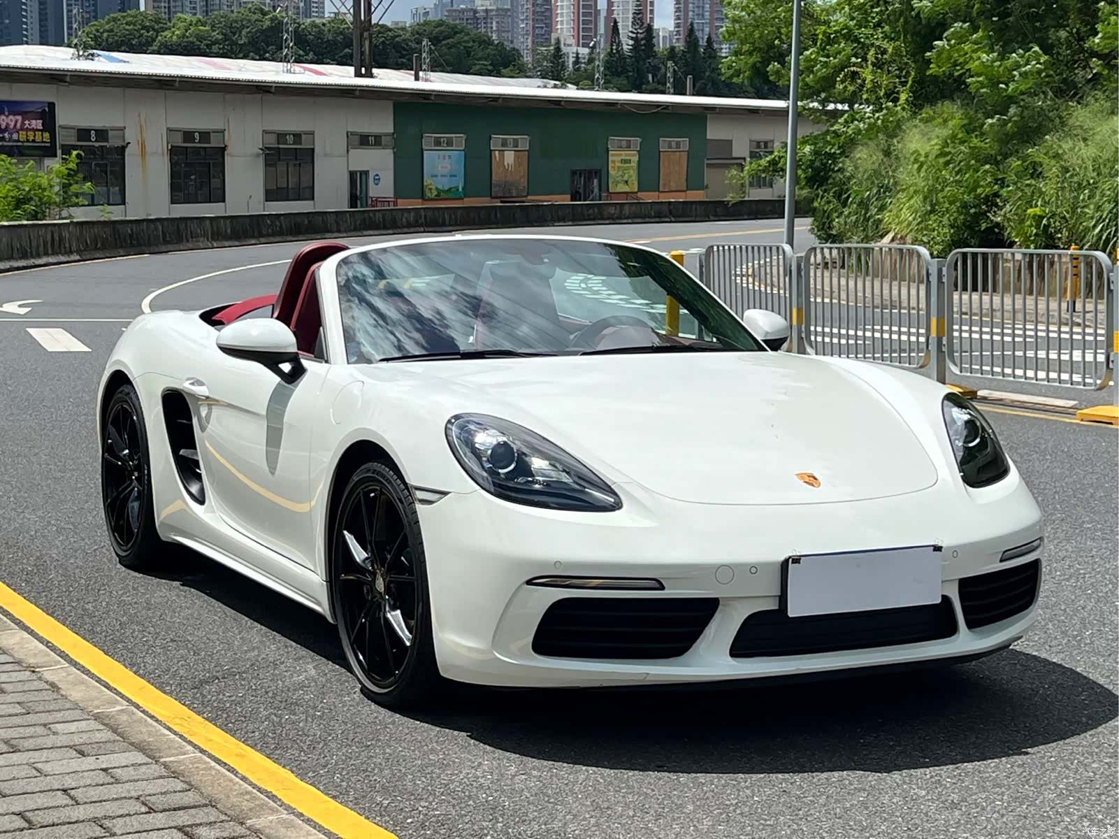 Porsche Boxster, 2023 3