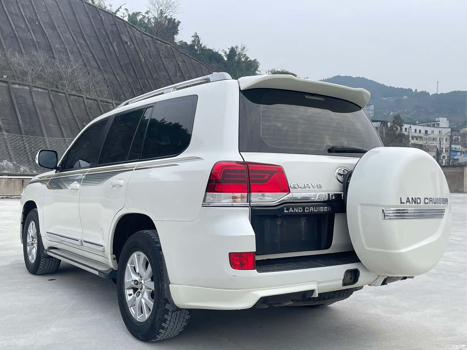 Toyota Land Cruiser, 2020 8
