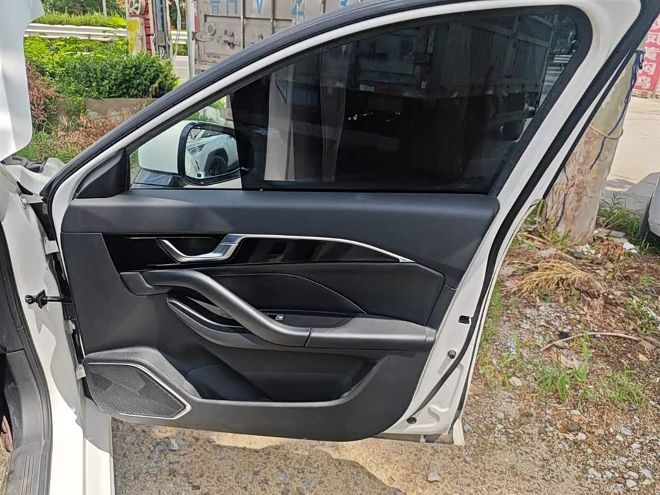 Besturn B70