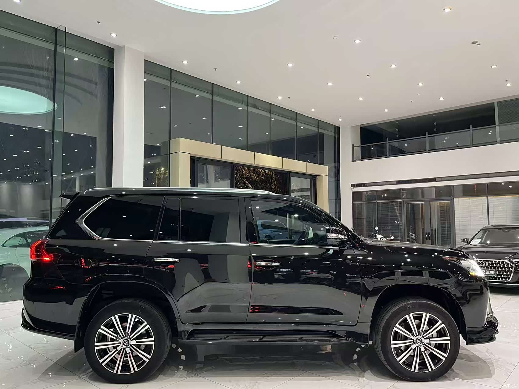 Lexus LX, 2016 14
