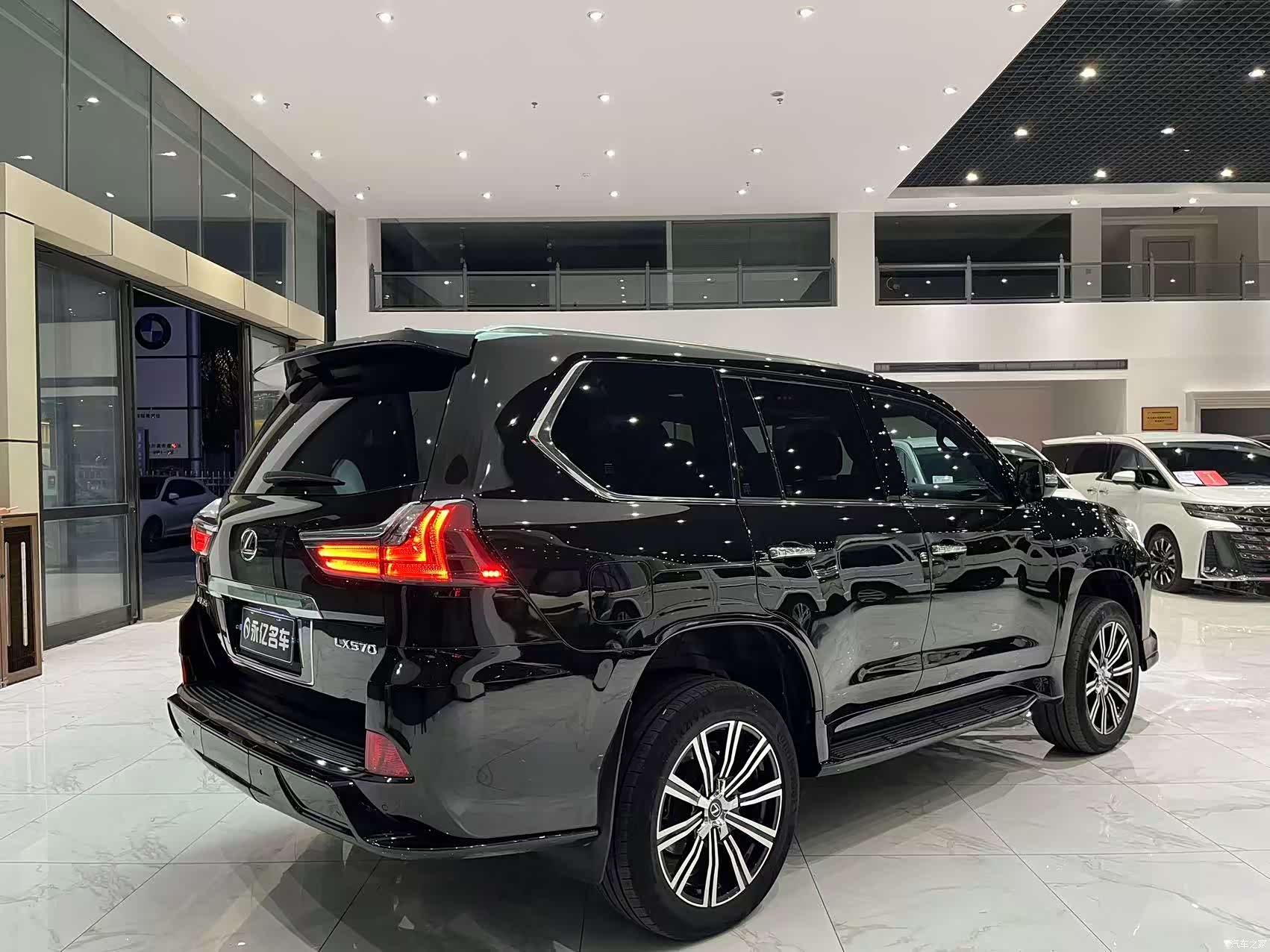 Lexus LX, 2016 12