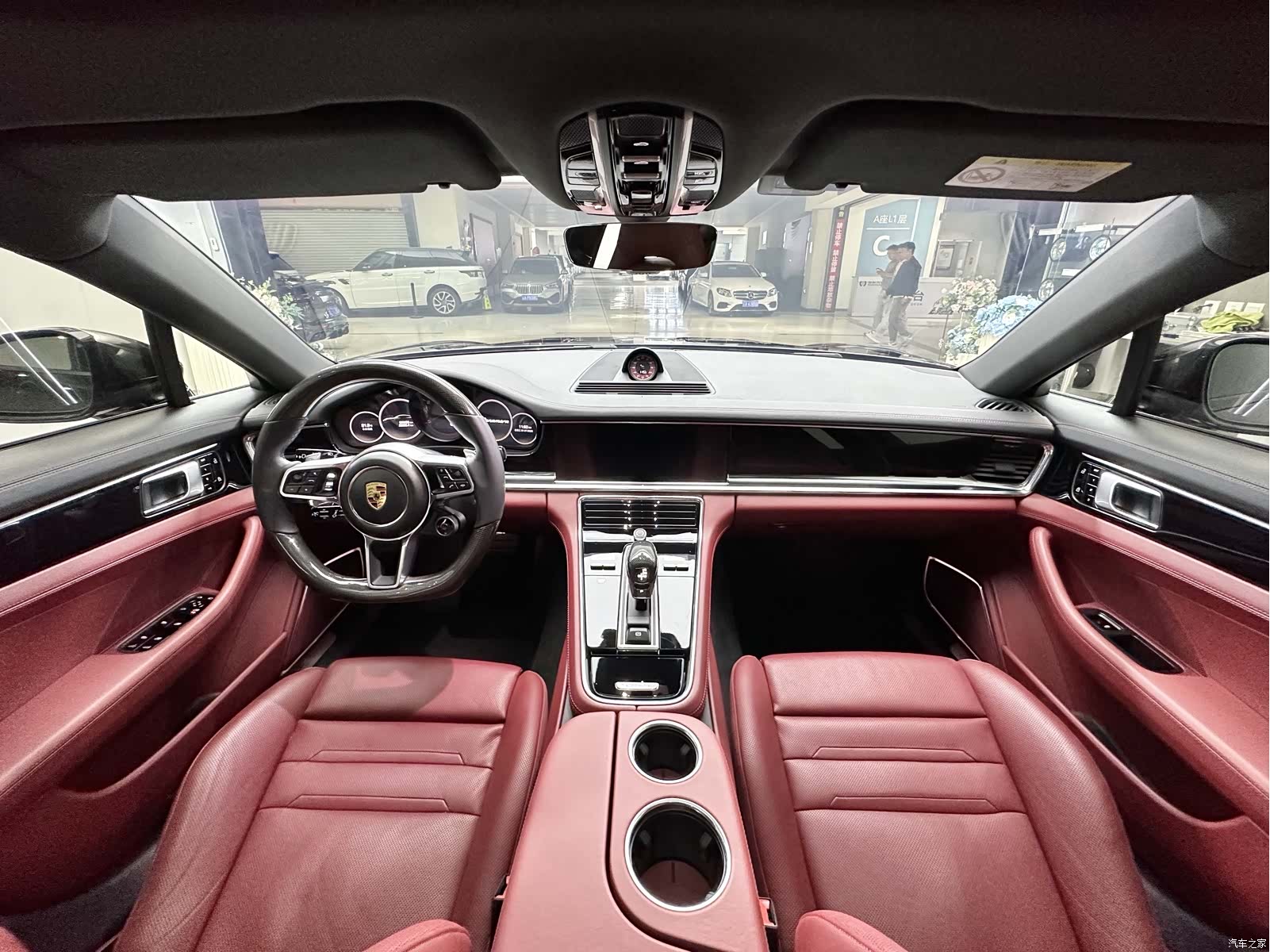 Porsche Panamera, 2021 11