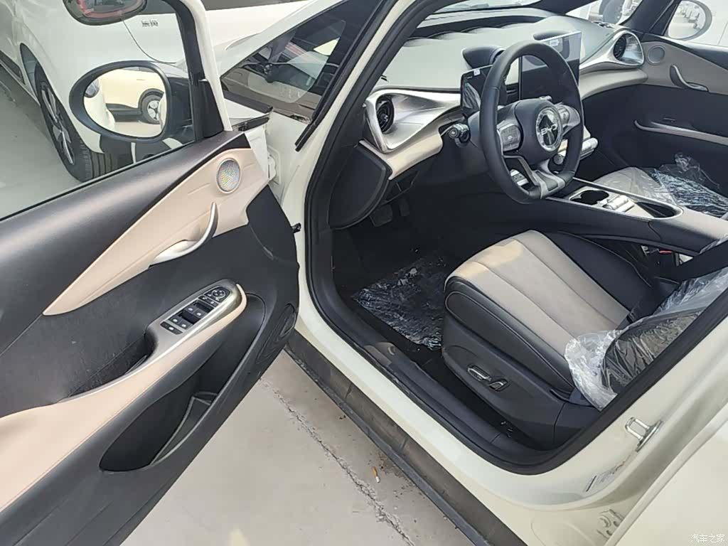 BYD Dolphin, 2026 16