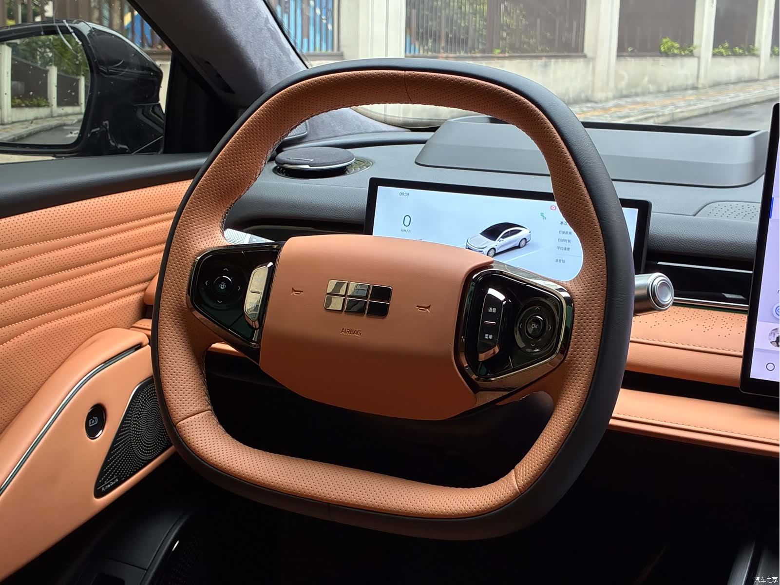 Geely 8, 2025 21