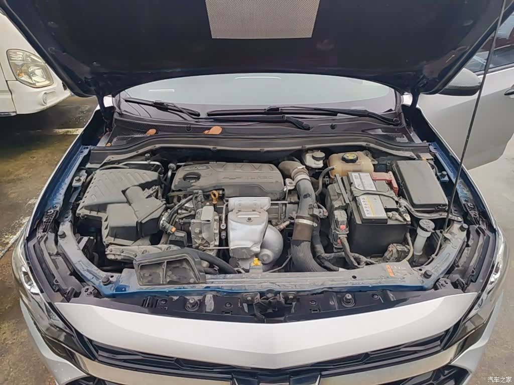 Chevrolet RS, 2022 20