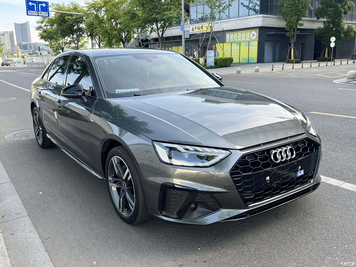 Audi A4L, 2022 3