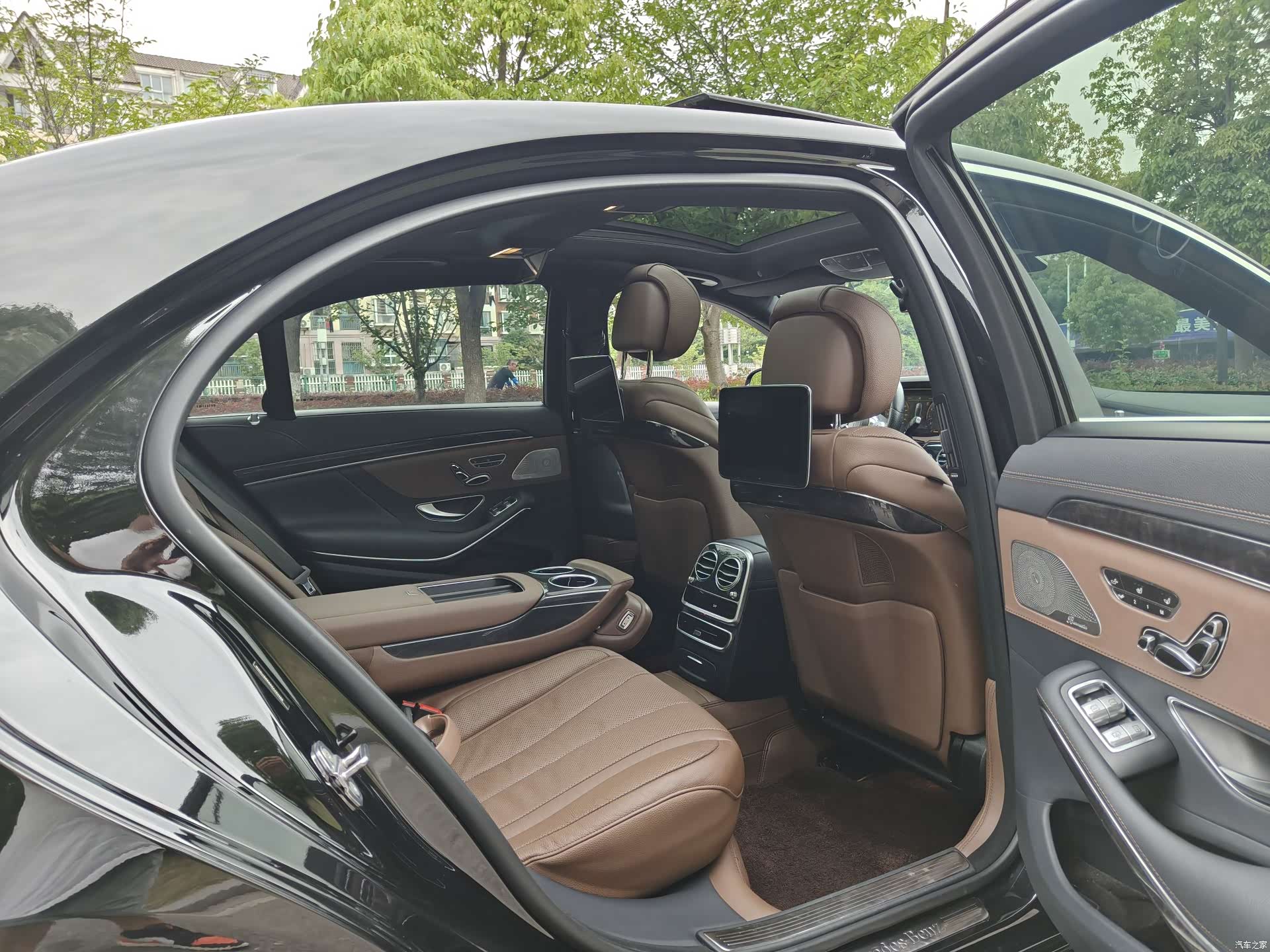 Mercedes-Benz S-Class, 2019 7