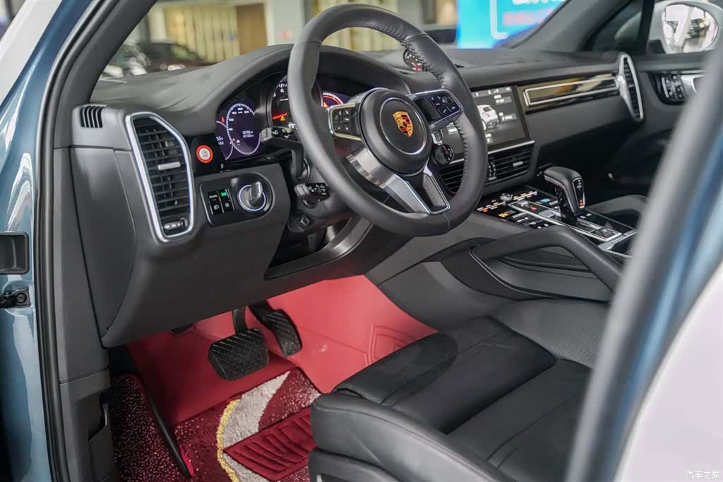 Porsche Cayenne, 2018 4