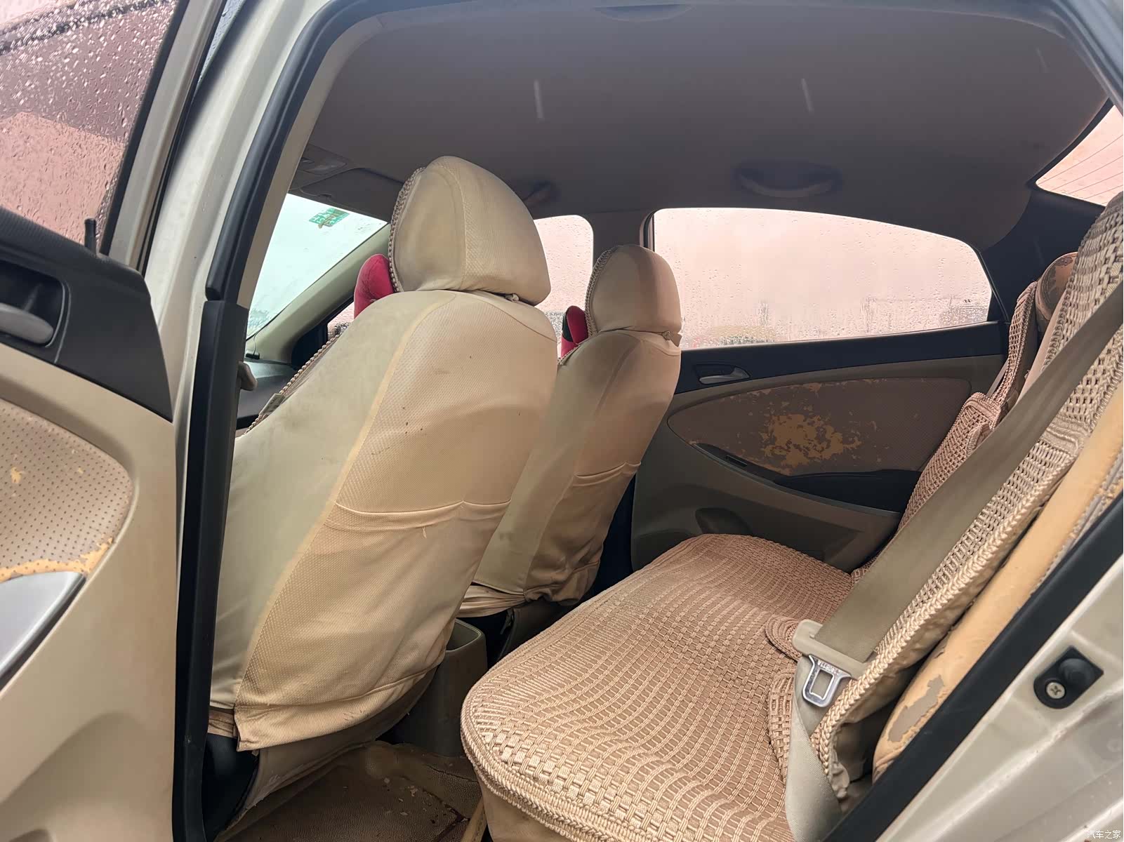 Hyundai GLS, 2014 8