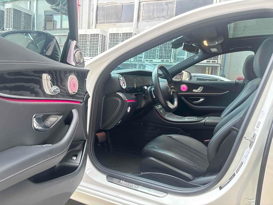 Mercedes-Benz E-class Mercedes-Benz E-class
